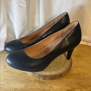 Naturalizer Michelle Classic Black Leather Heels Pumps 11 Wide